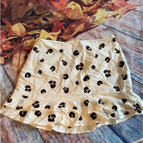 New. Animal print 2 piece skirt set - Picture 5 of 6